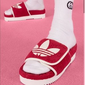 WORN ONCE GUCCI X ADIDAS SLIDES. Size 37
